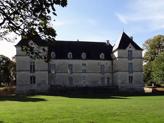 Château de Nuits façade est