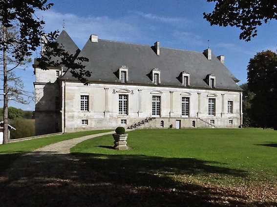 Câteau de Nuits façade ouest